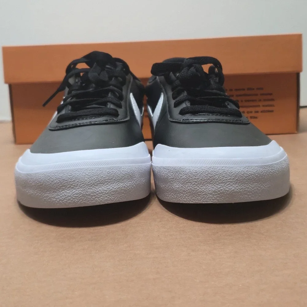 Nike Court Shot Black White Low Sneakers Men's Size 7.5 Women's 9 FQ8146-002